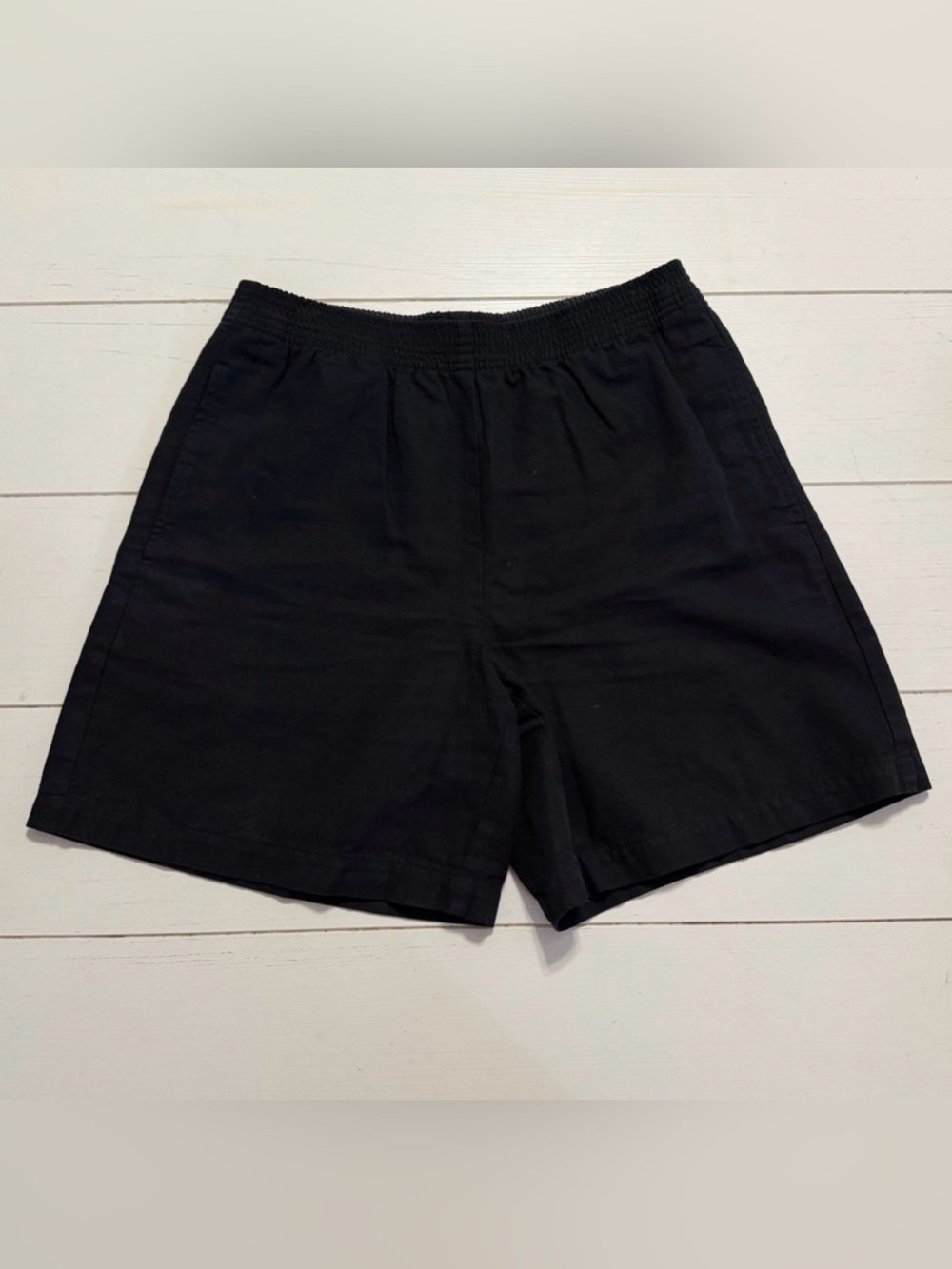 Wilfred Free Linen Blend Shorts